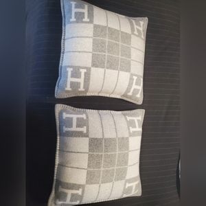 Pair of Hermes throw pillows 18x18